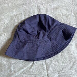 BAGGU bucket hat